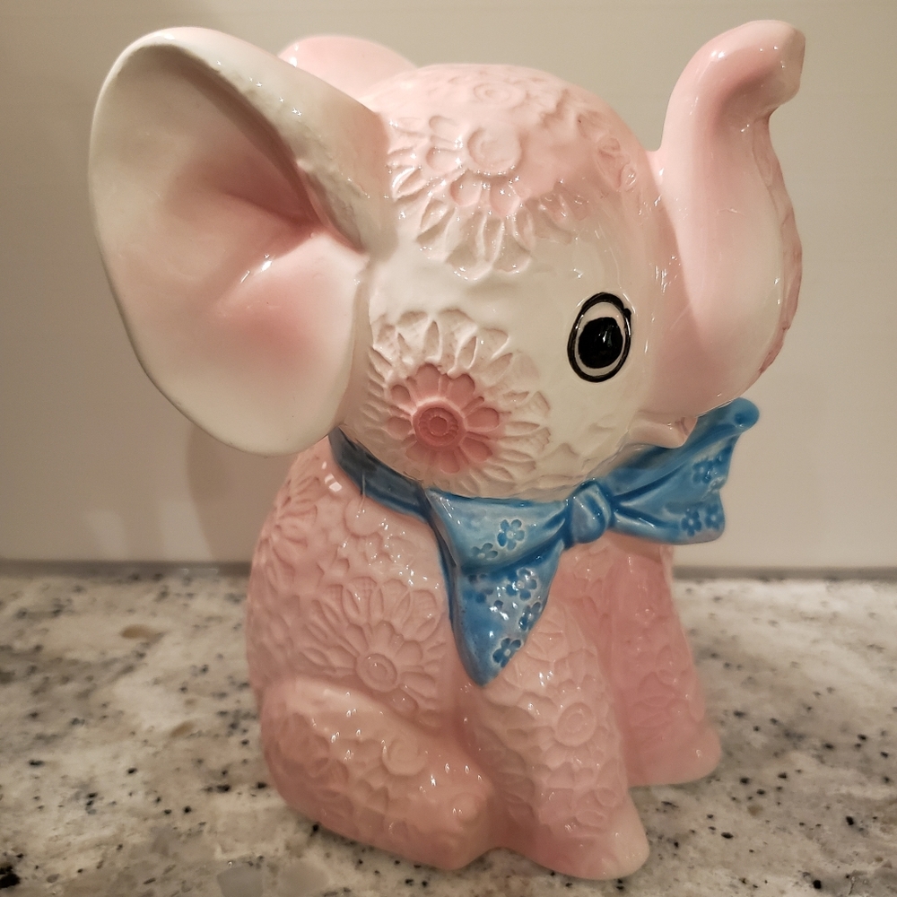 Vintage/Antique 1950's baby bottle holder.